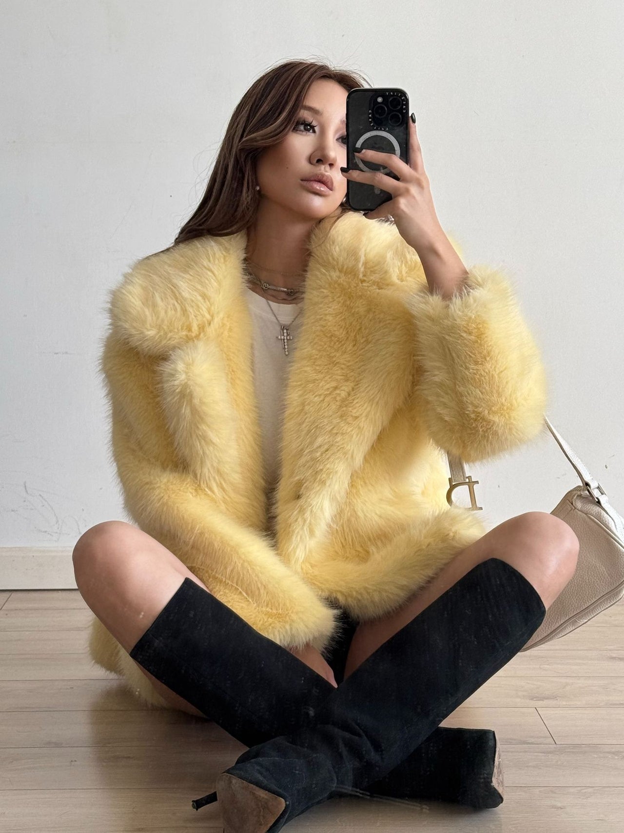 Mid Length Young Fashionable Autumn Winter Warm Faux Fur Coat Women