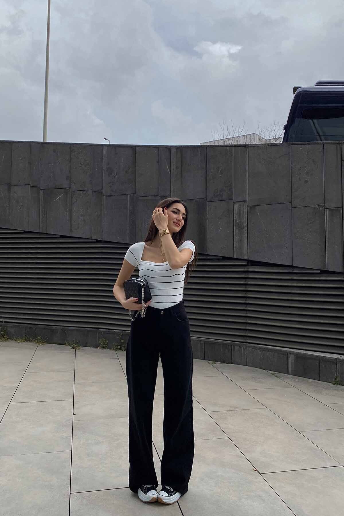 Earthtone Women Multi Color Wide Leg Jeans Street Hipster Solid Color Loose Fitting Denim Trendy