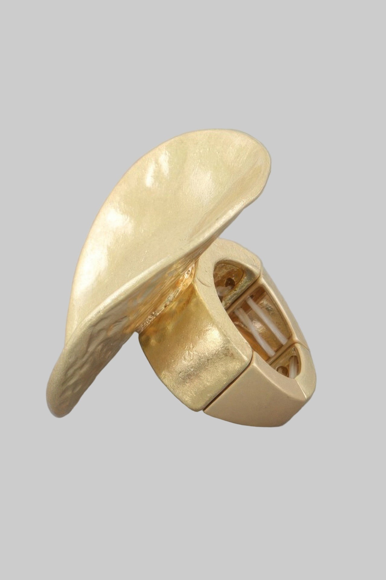 Gold or Silver Hammered Plate Round Stretch Ring