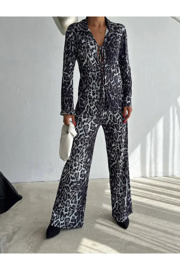 Black Leopard Patterned Two-Piece Set – Chic & Trendy Black Animal Print Set