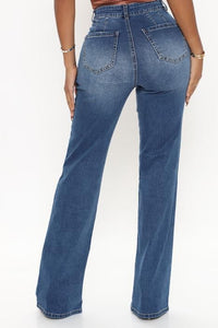 Frayed High-Waist Straight Jeans – Trendy Streetwear