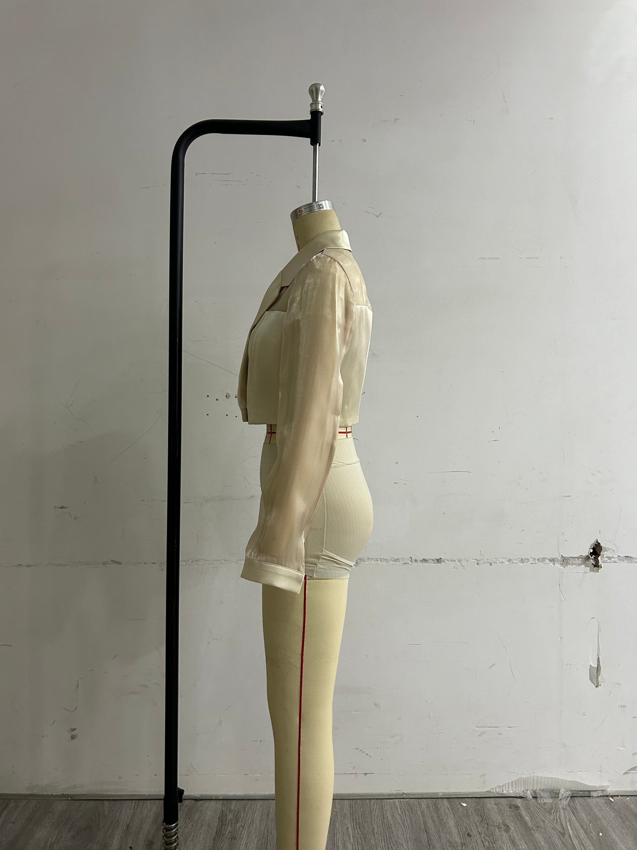 Neutral Women Clothing Yarn Stitching Satin Double Breasted Short Blazers - Modestly Vogue 