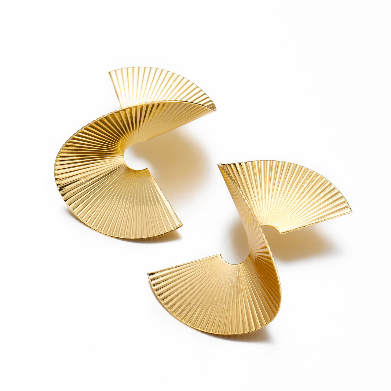 Personality Irregular Spiral Fan Leaf Earrings - Modestly Vogue 