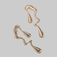 Women's Liquid Metallic Water Drop Ear Studs - Modestly Vogue 