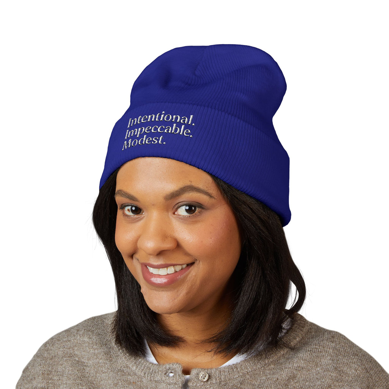 Stylish Cuffed Beanie – Embroidered Streetwear Winter Hat