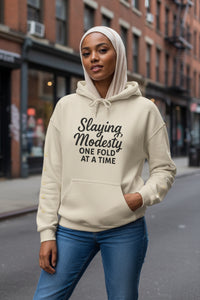 Grey Women's Hijabi Girl™ Hoodie – Cozy Streetwear Sweatshirt for Muslims - Modestly Vogue 