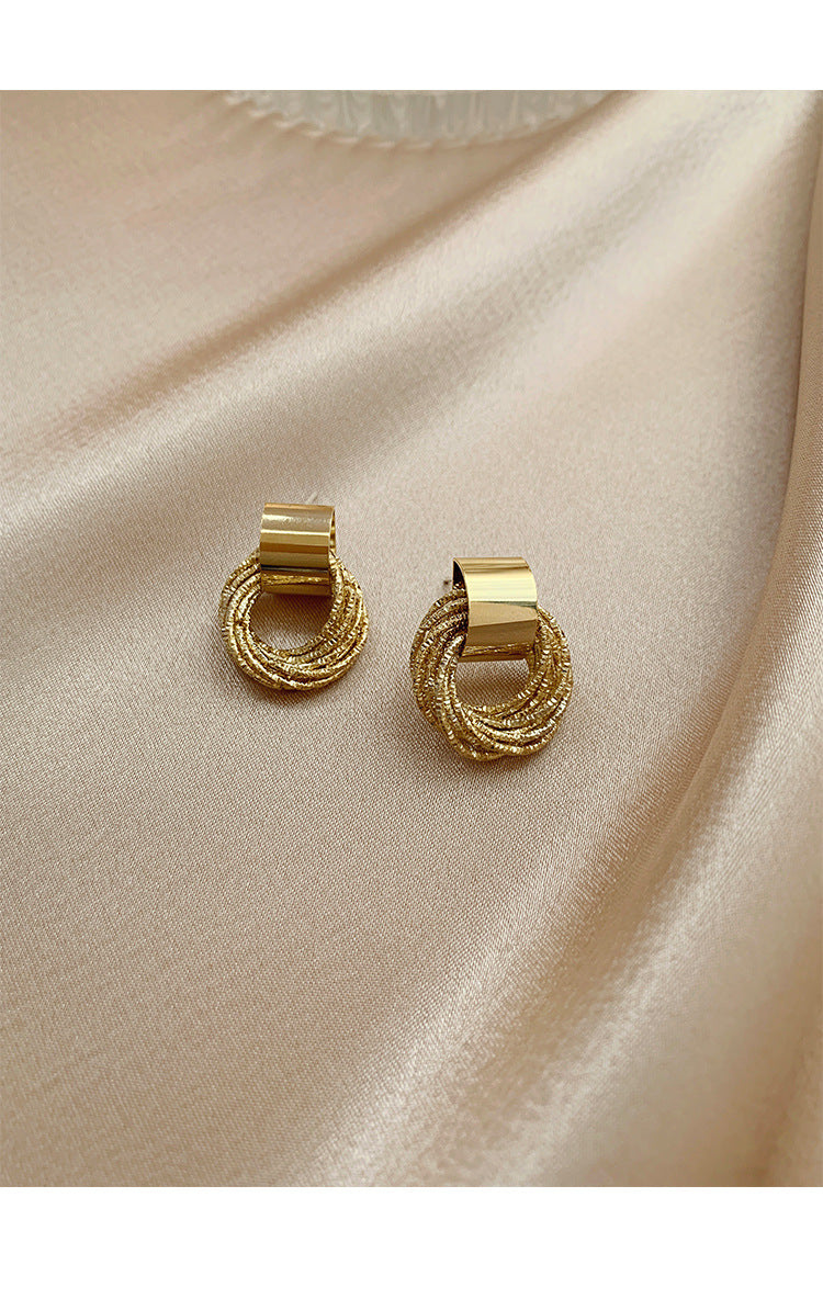 Simple Temperament Ear Nail Female Earrings 925 Pure Silver Needle - Modestly Vogue 