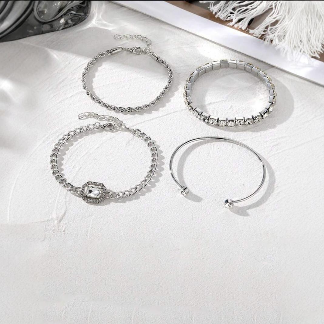 Artistic Retro Versatile Metal Chain Square Diamond 4-piece Set - Modestly Vogue 