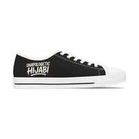 Black Low Top Sneakers — 