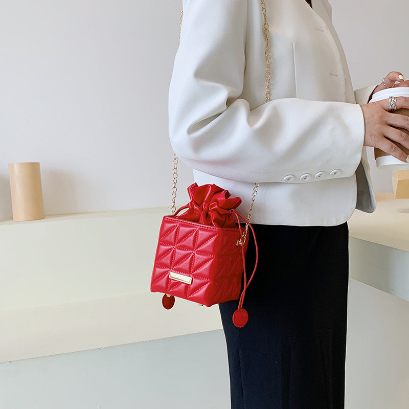 Fashion Messenger Chain Shoulder Bucket Bag