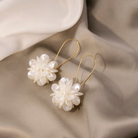 Women's Fashion White Petal Geometric Earrings - Modestly Vogue 