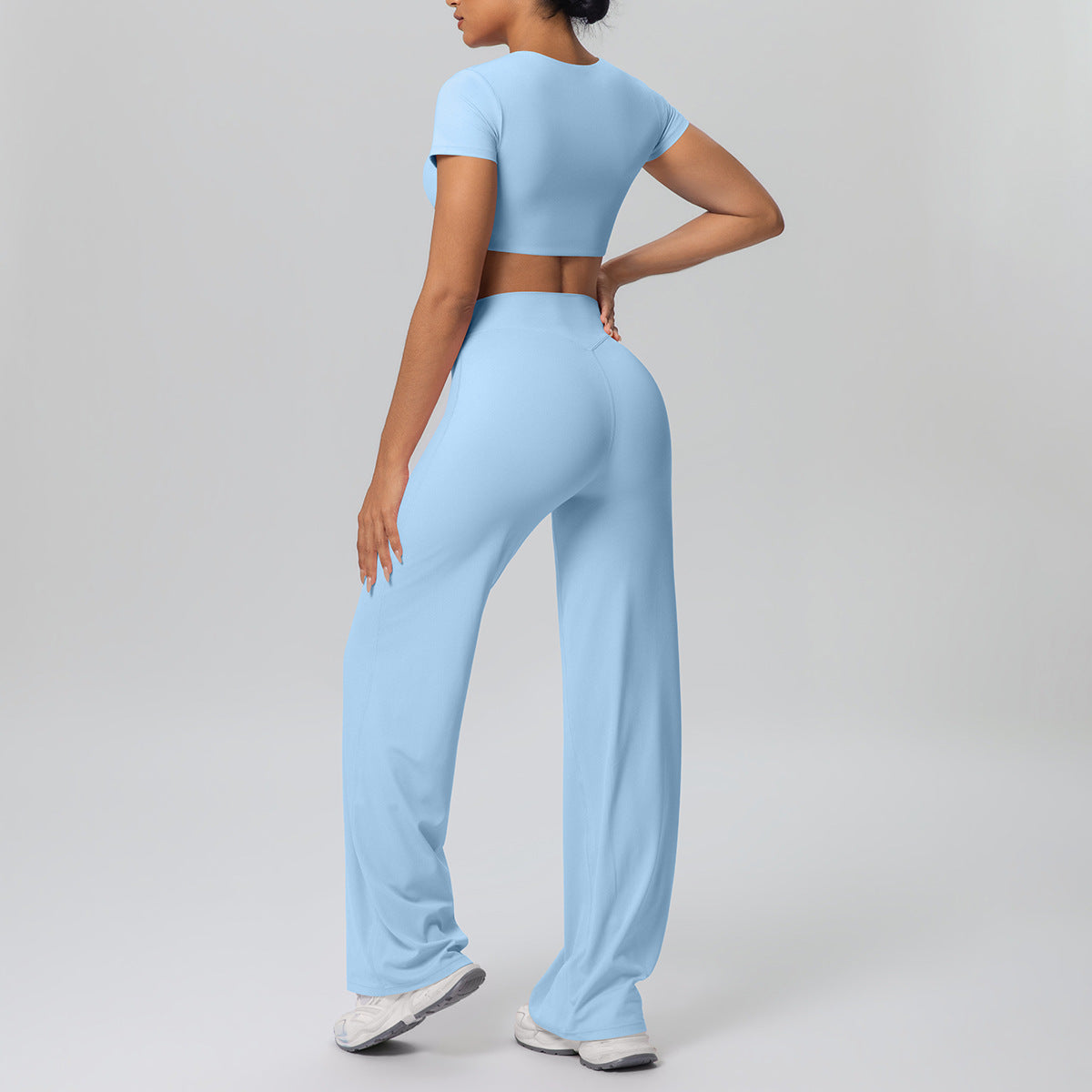 Studio Sculpt Nude Feel Running & Yoga Set - Modestly Vogue 