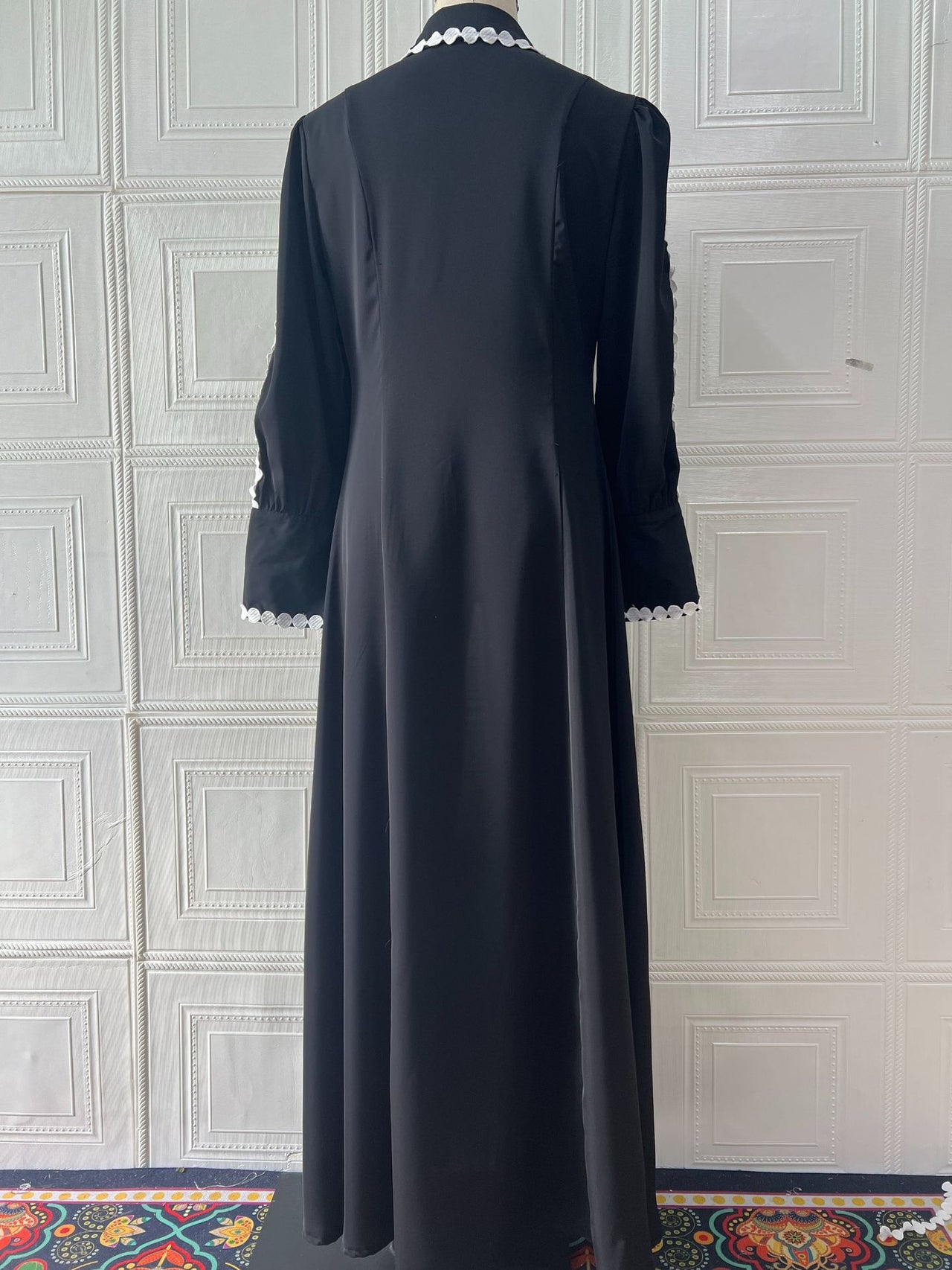 Fall French Lace Edge Collared Lantern Sleeve Single Row Dress