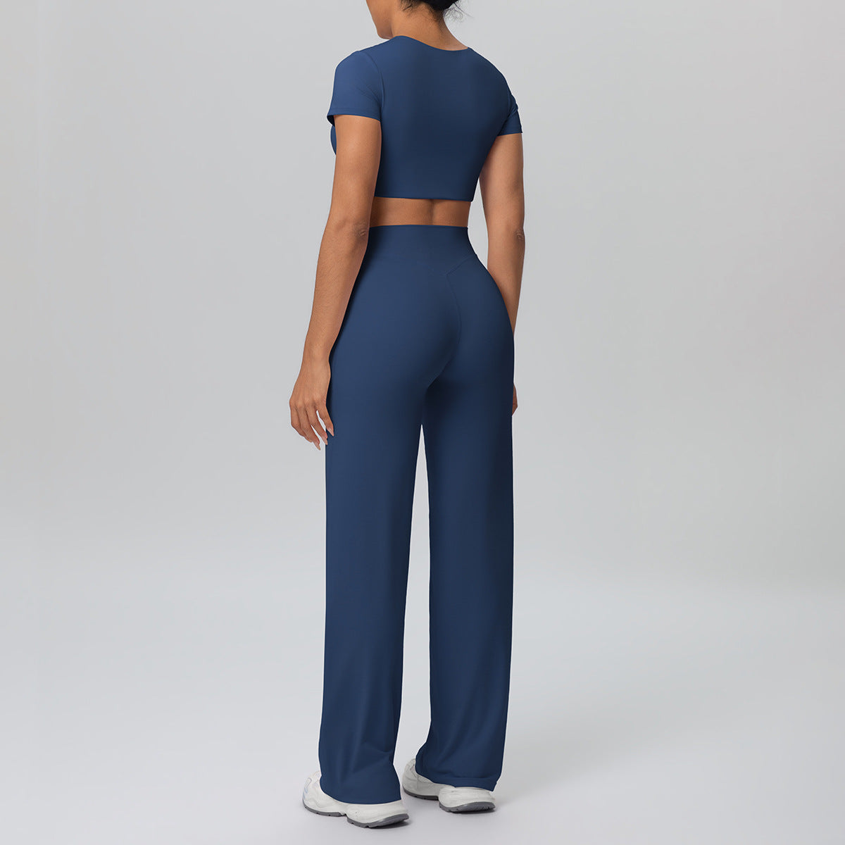 Studio Sculpt Nude Feel Running & Yoga Set - Modestly Vogue 