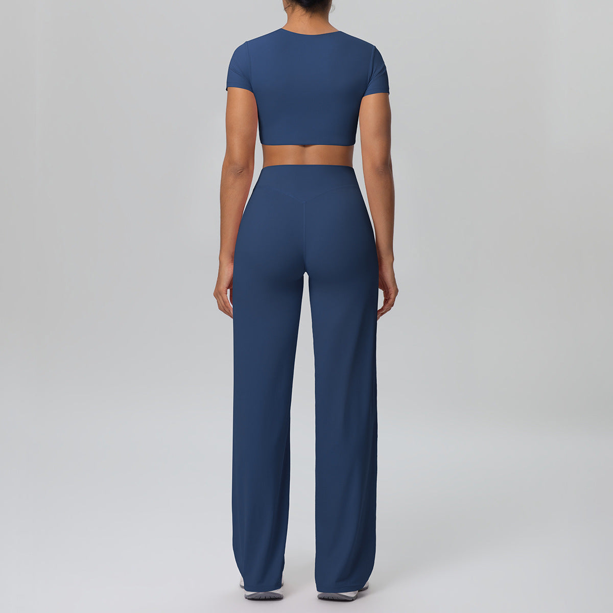 Studio Sculpt Nude Feel Running & Yoga Set - Modestly Vogue 