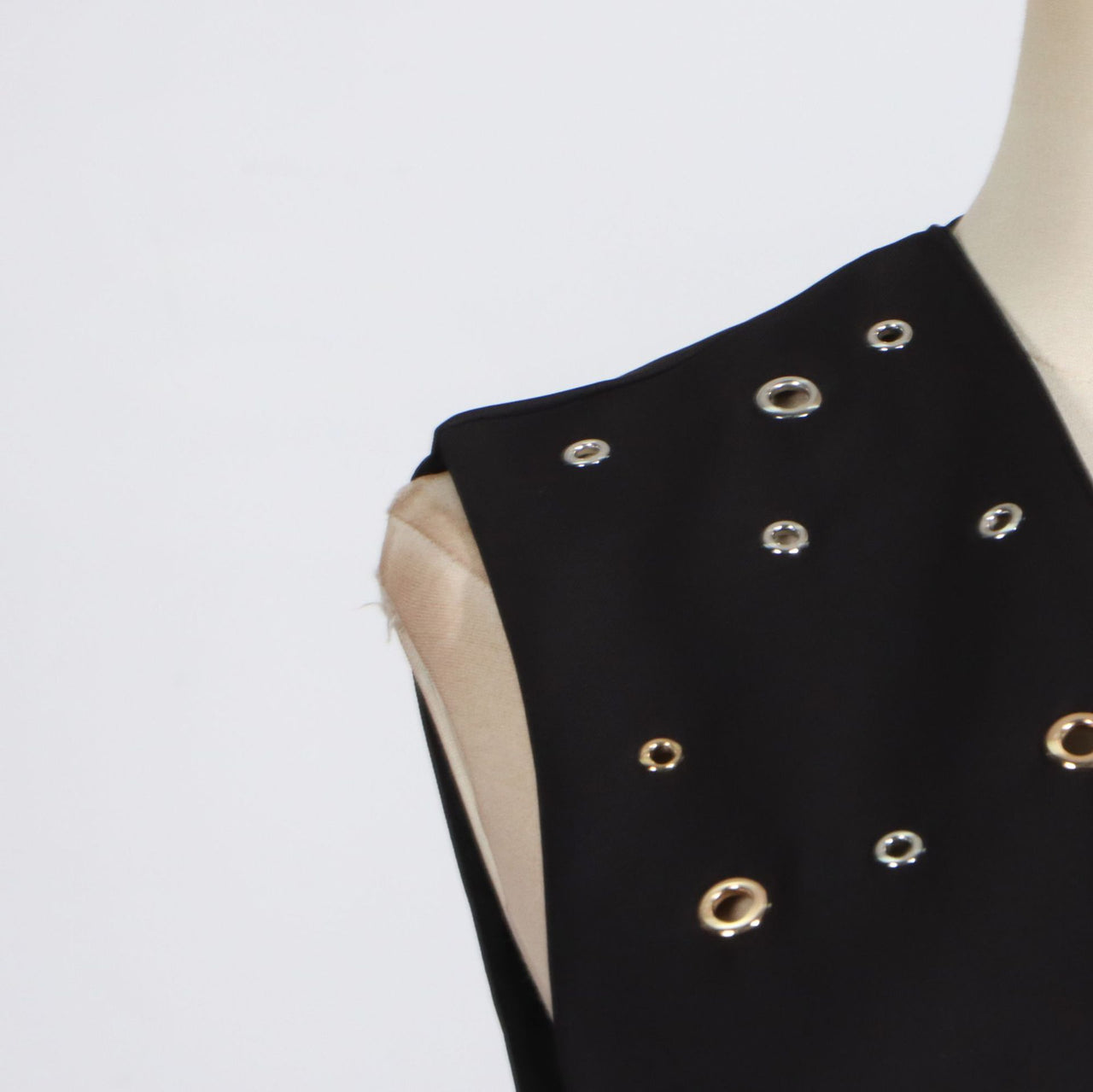 Fashionable Trendy Sleeveless Riveted Belted Tank Top - Modestly Vogue 