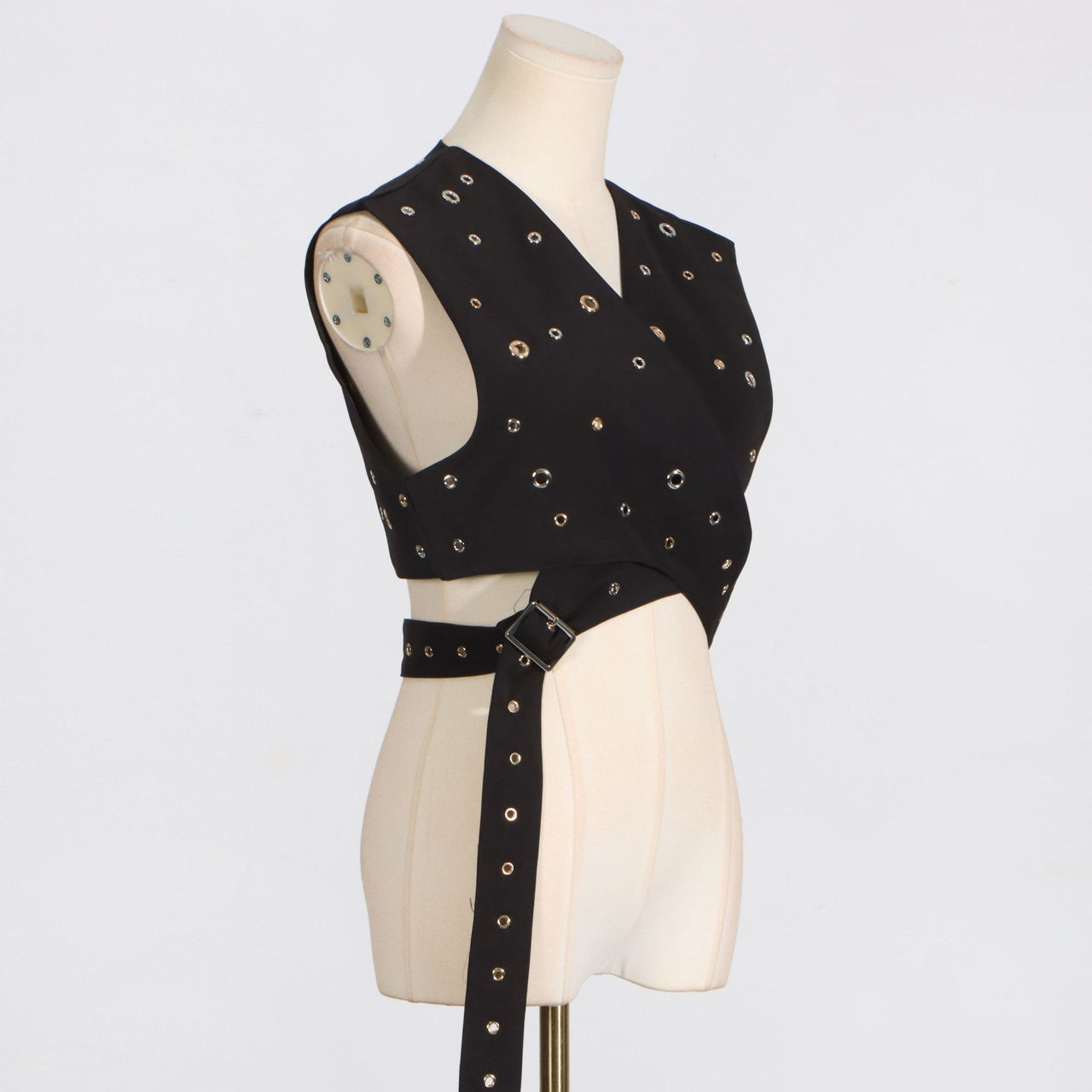 Fashionable Trendy Sleeveless Riveted Belted Tank Top - Modestly Vogue 