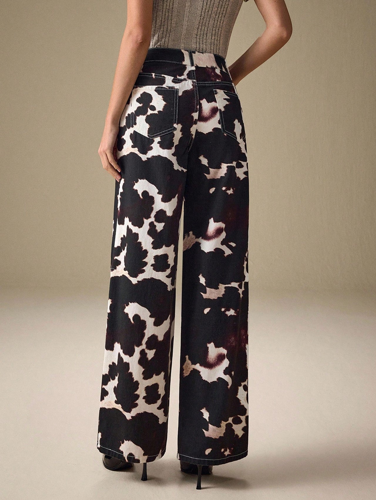 Pearl Lace Pockets Printed Denim Trousers Jeans - Modestly Vogue 