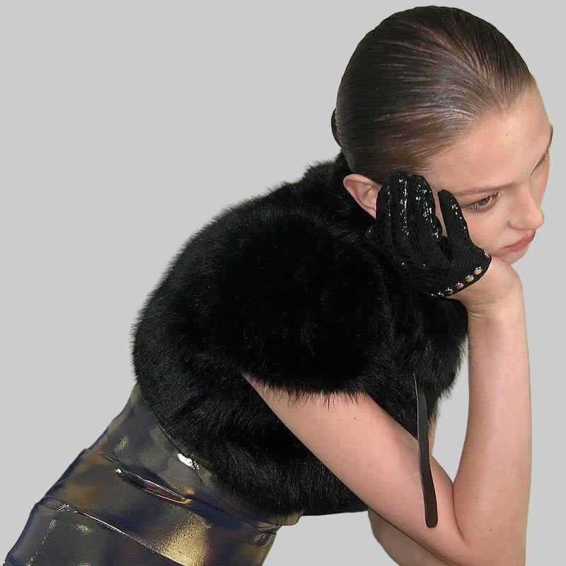 Black Solid Color Fur Short Cropped Short  Sleeve Jacket Cape