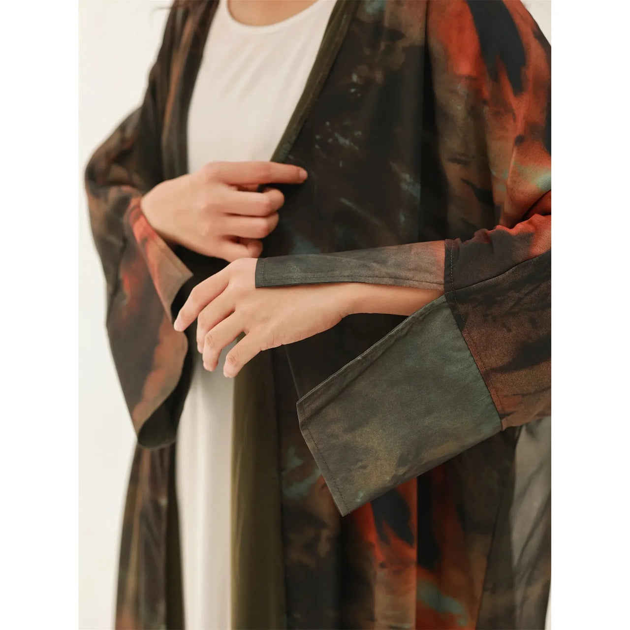 Open Front Tie-Dye Abaya – Modest Full Sleeve Arabian Style - Modestly Vogue 
