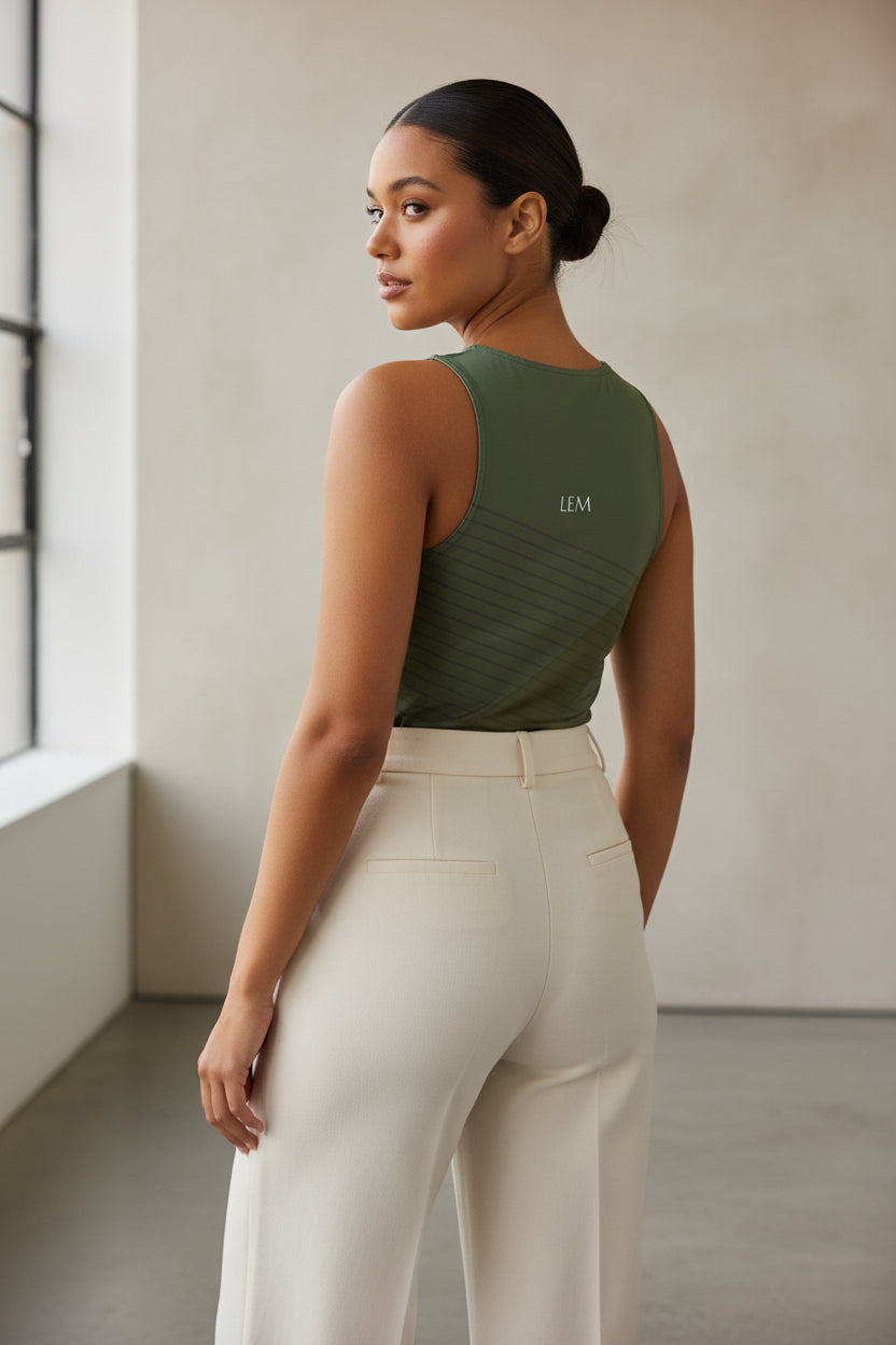 Grounded LEM SeamlessTank Top - Modestly Vogue 