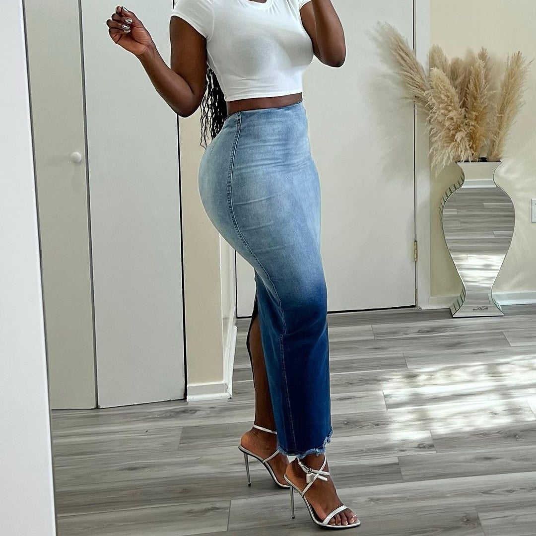 Women's Gradient Denim Skirt - Modestly Vogue 