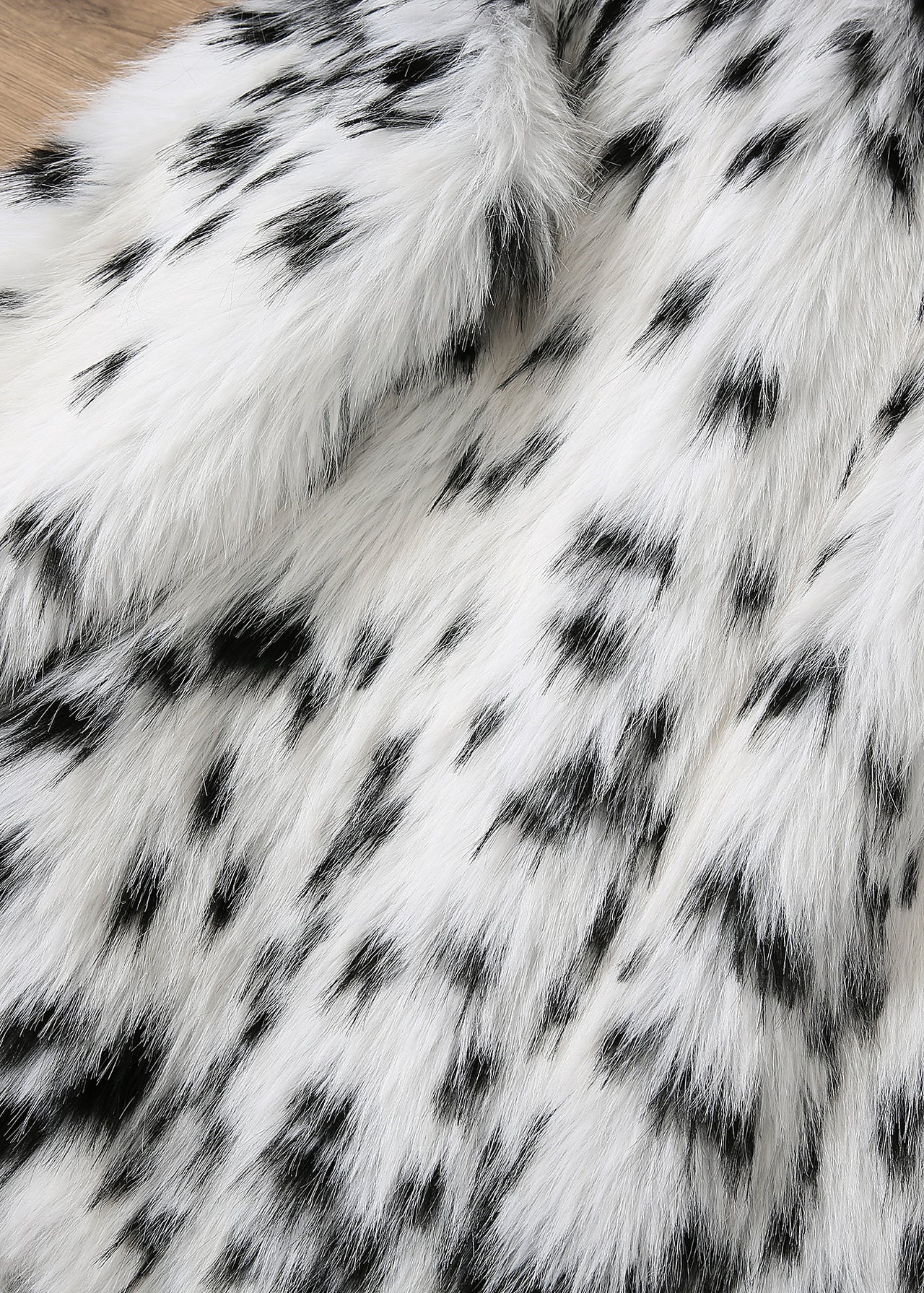 Autumn Faux Fur Fur Coat Black White Spots Leopard Print Collared Furry Coat